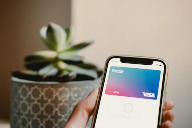 Photo secure online payment tips
