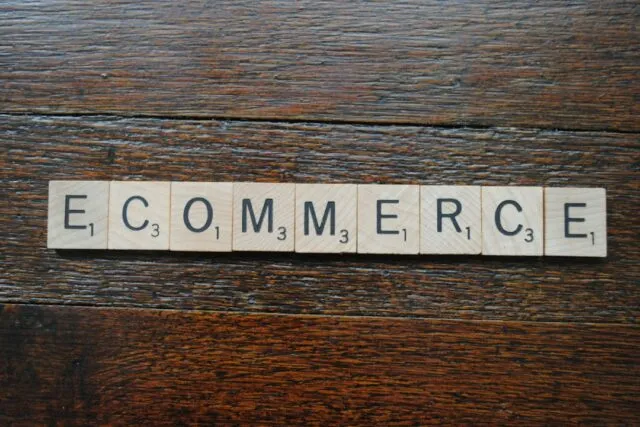 Photo common online shopping mistakes